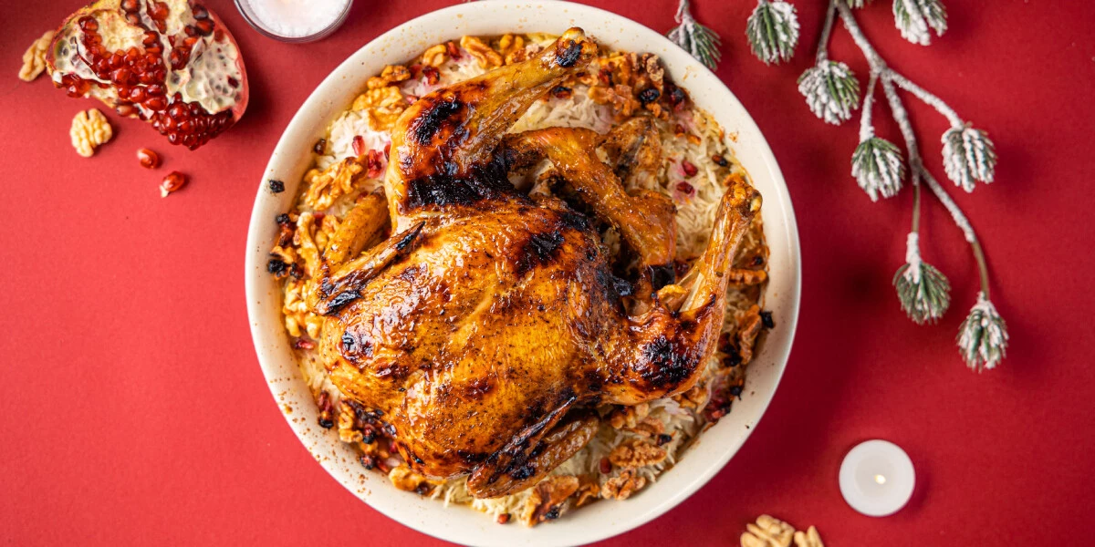 Курица в духовке: рецепты для праздничного (и не только) ужина